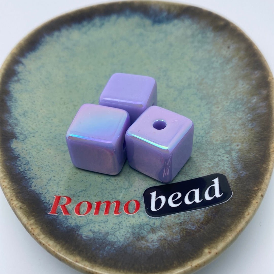 20. cube beads - Romo bead