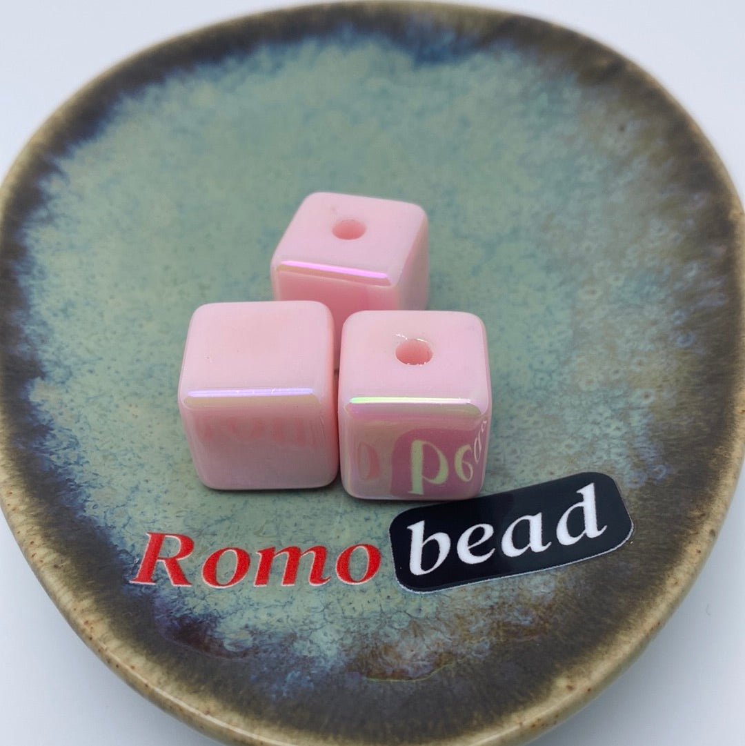 20. cube beads - Romo bead