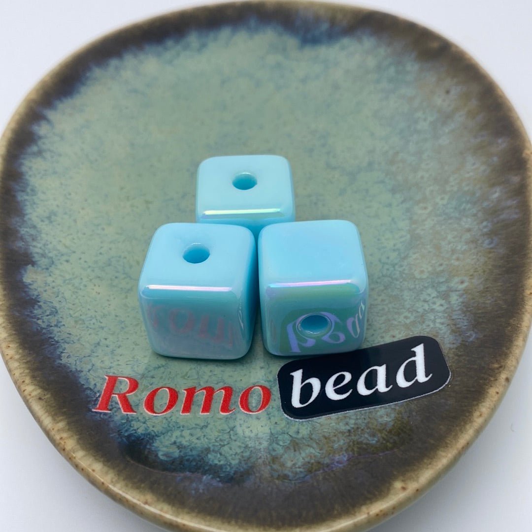 20. cube beads - Romo bead