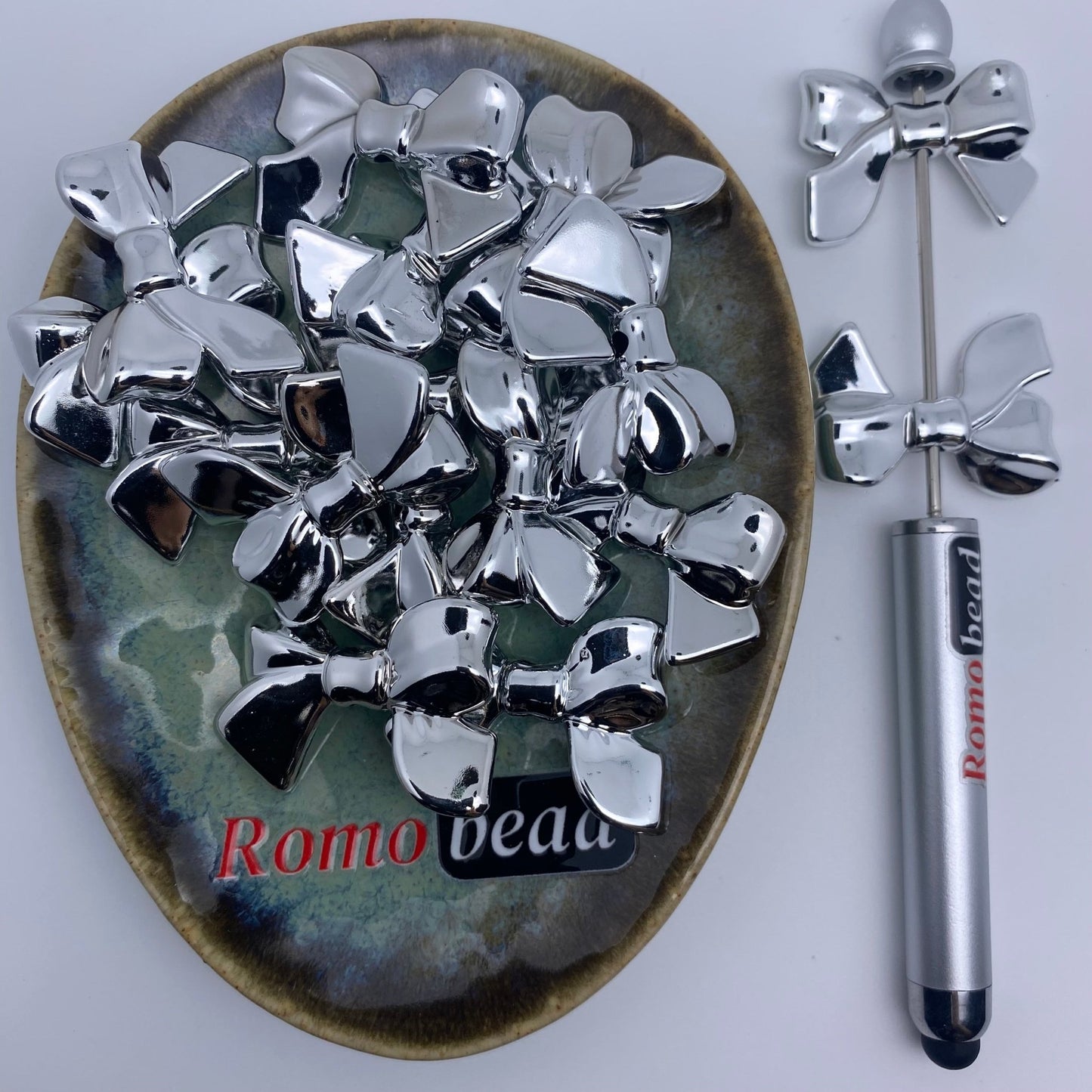 91. bow silver beads - Romo bead