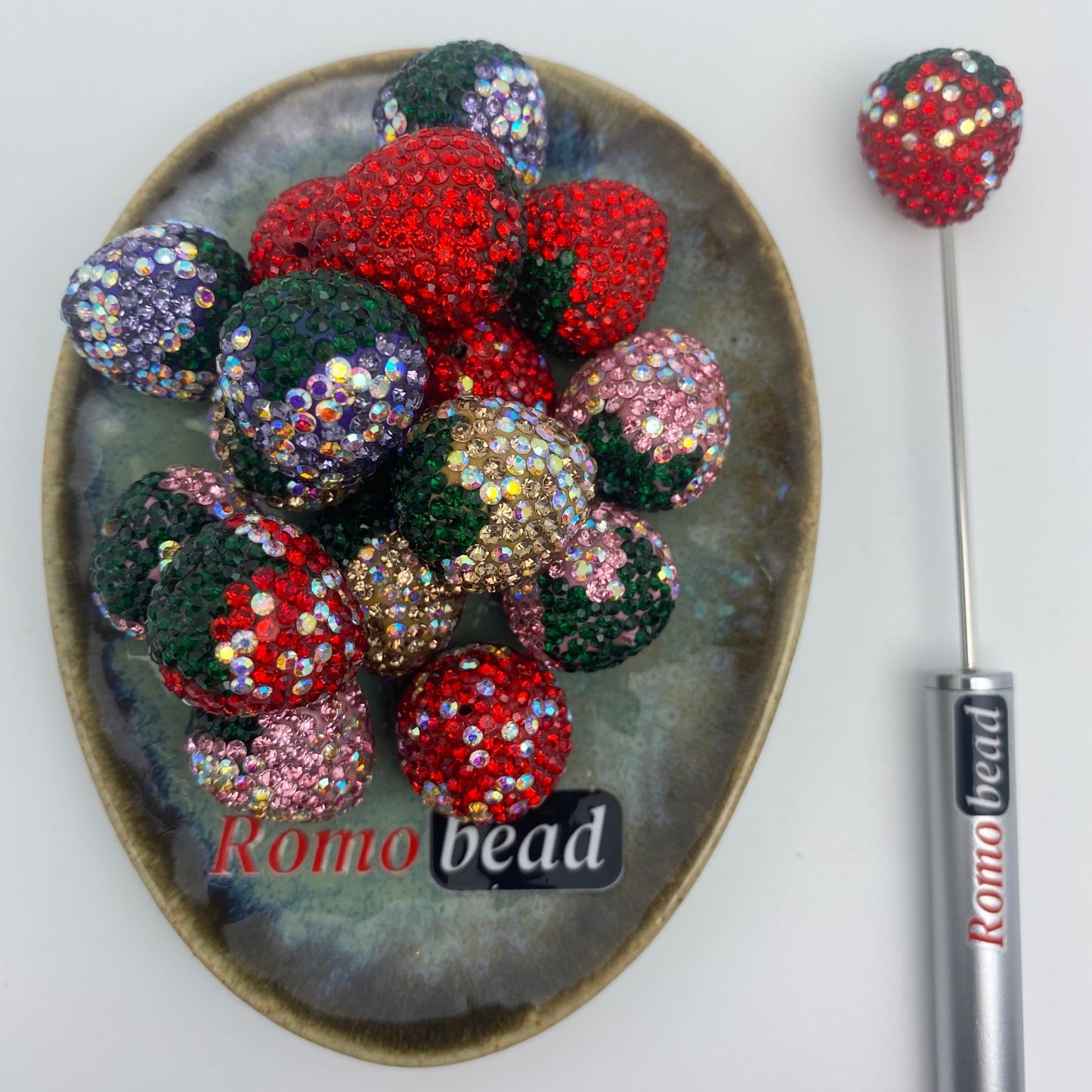 139. strawberry ,rhinestone beads fancy - Romo bead