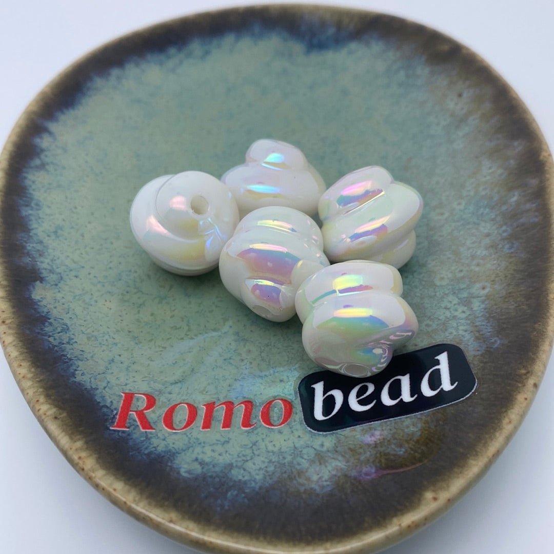 14. cream spiral beads - Romo bead