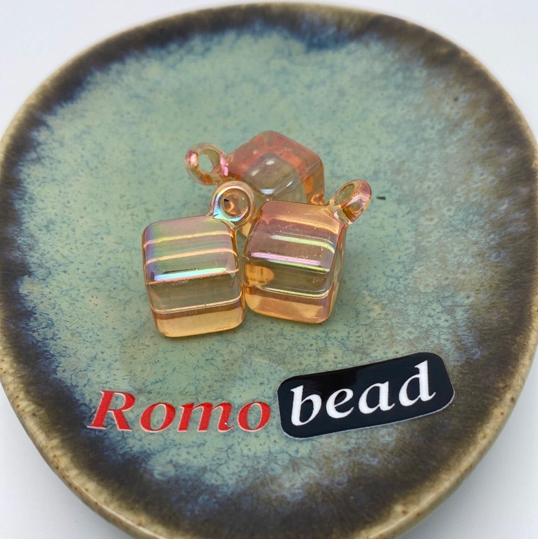 18. clear UV pendant cube beads - Romo bead