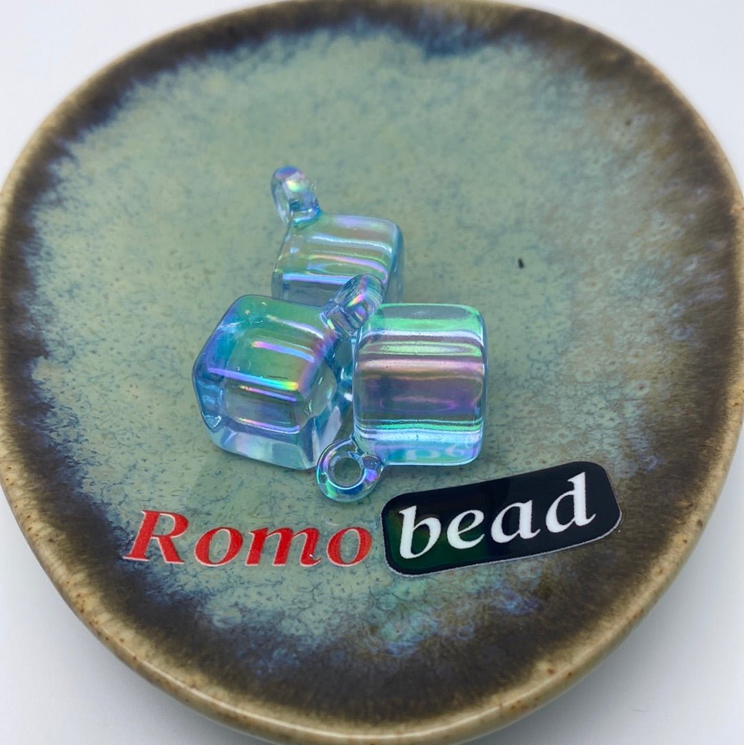 18. clear UV pendant cube beads - Romo bead