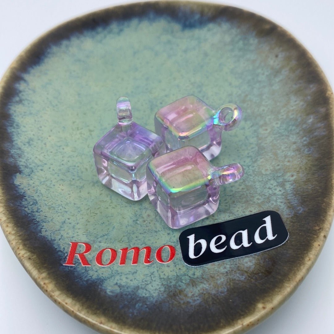 18. clear UV pendant cube beads - Romo bead