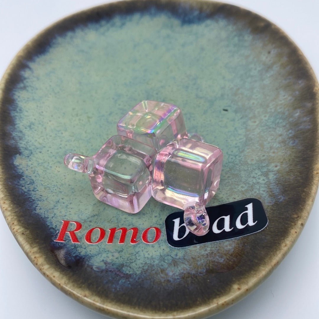 18. clear UV pendant cube beads - Romo bead