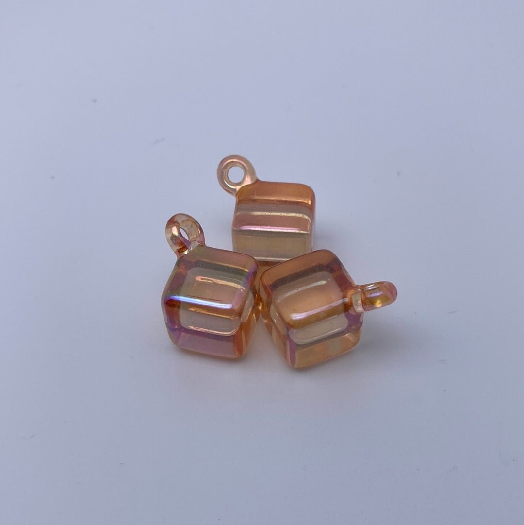 18. clear UV pendant cube beads - Romo bead