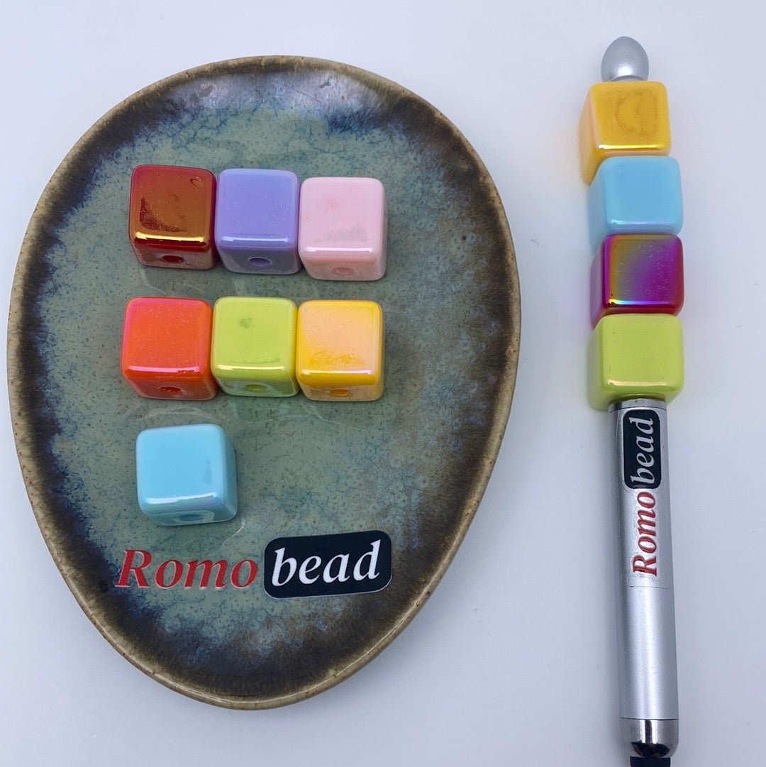 20. cube beads - Romo bead