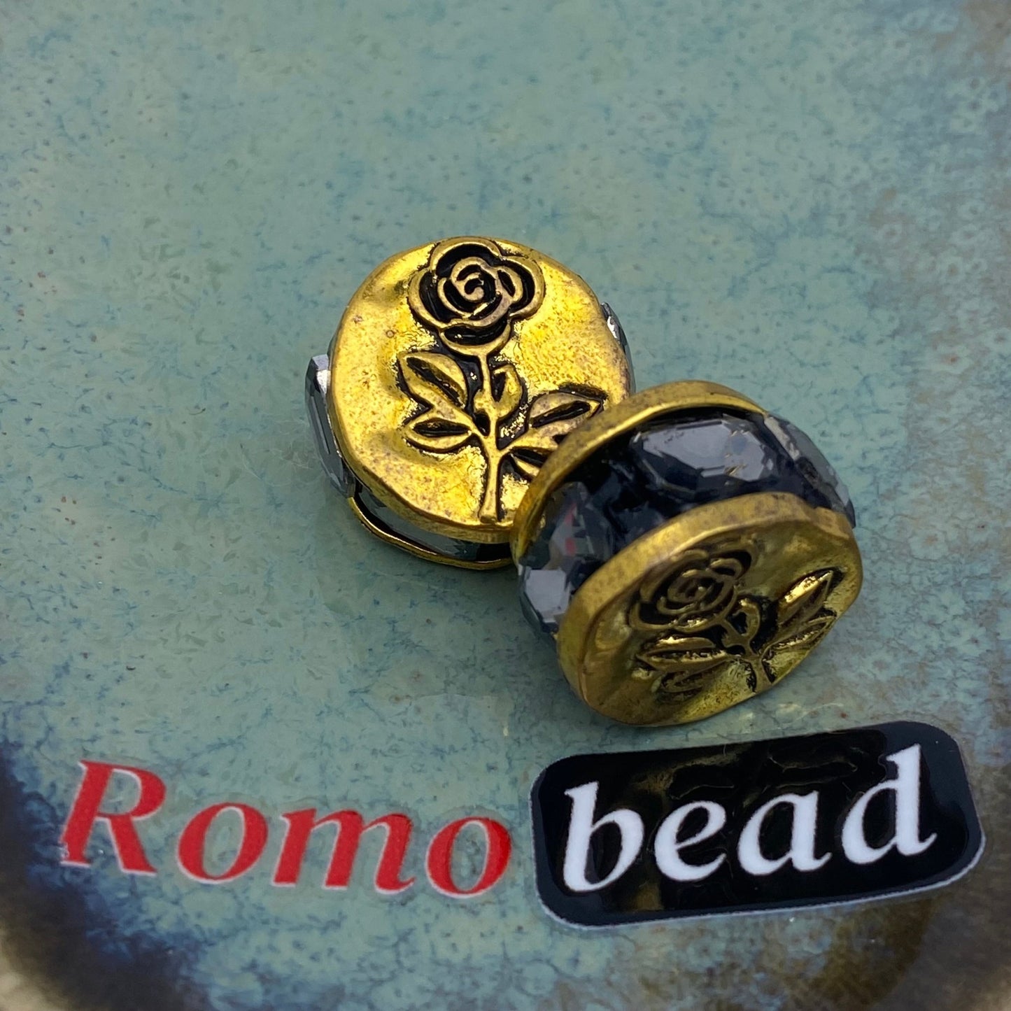 200. supper fancy beads - Romo bead