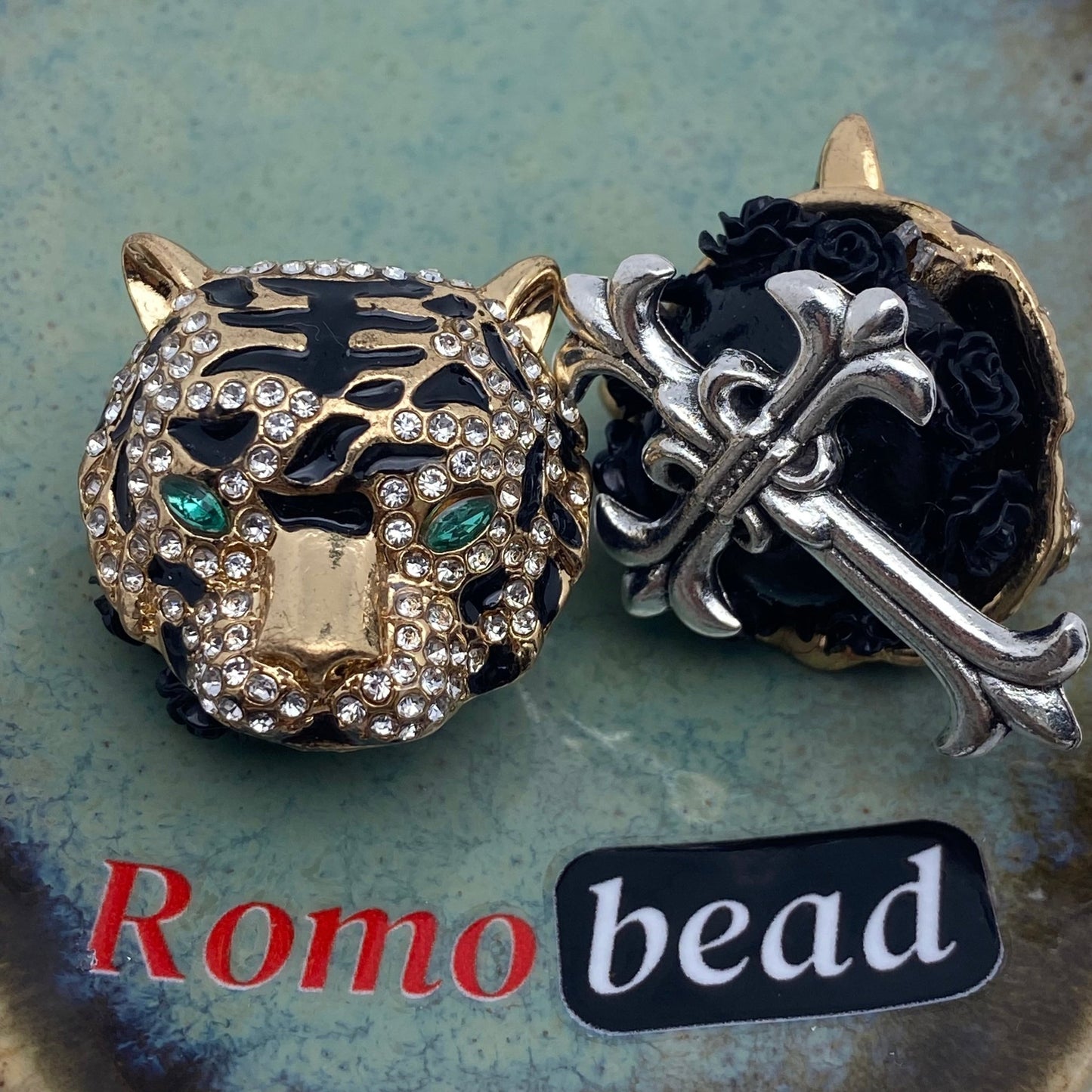 207. supper fancy beads - Romo bead