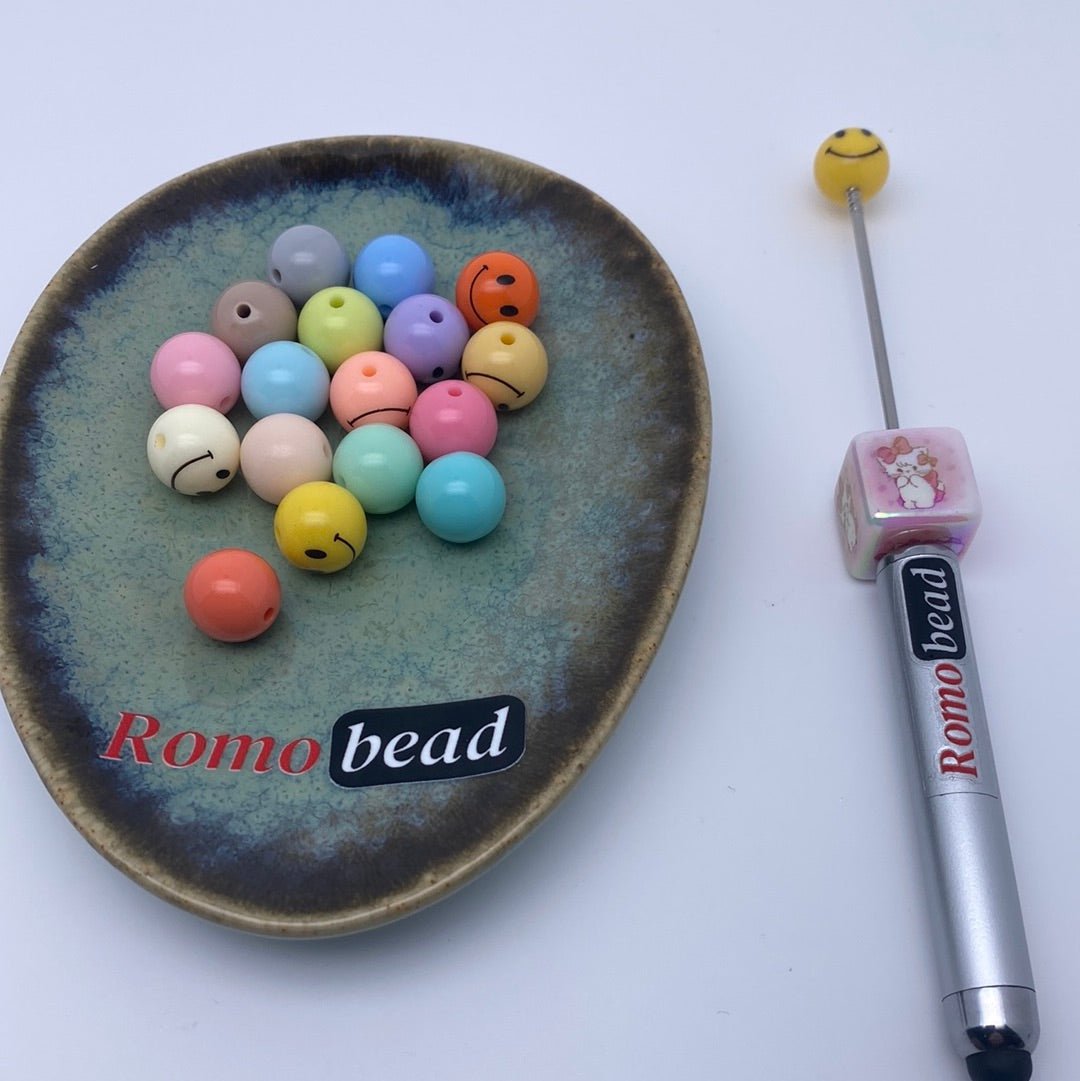 24. emoji round beads - Romo bead