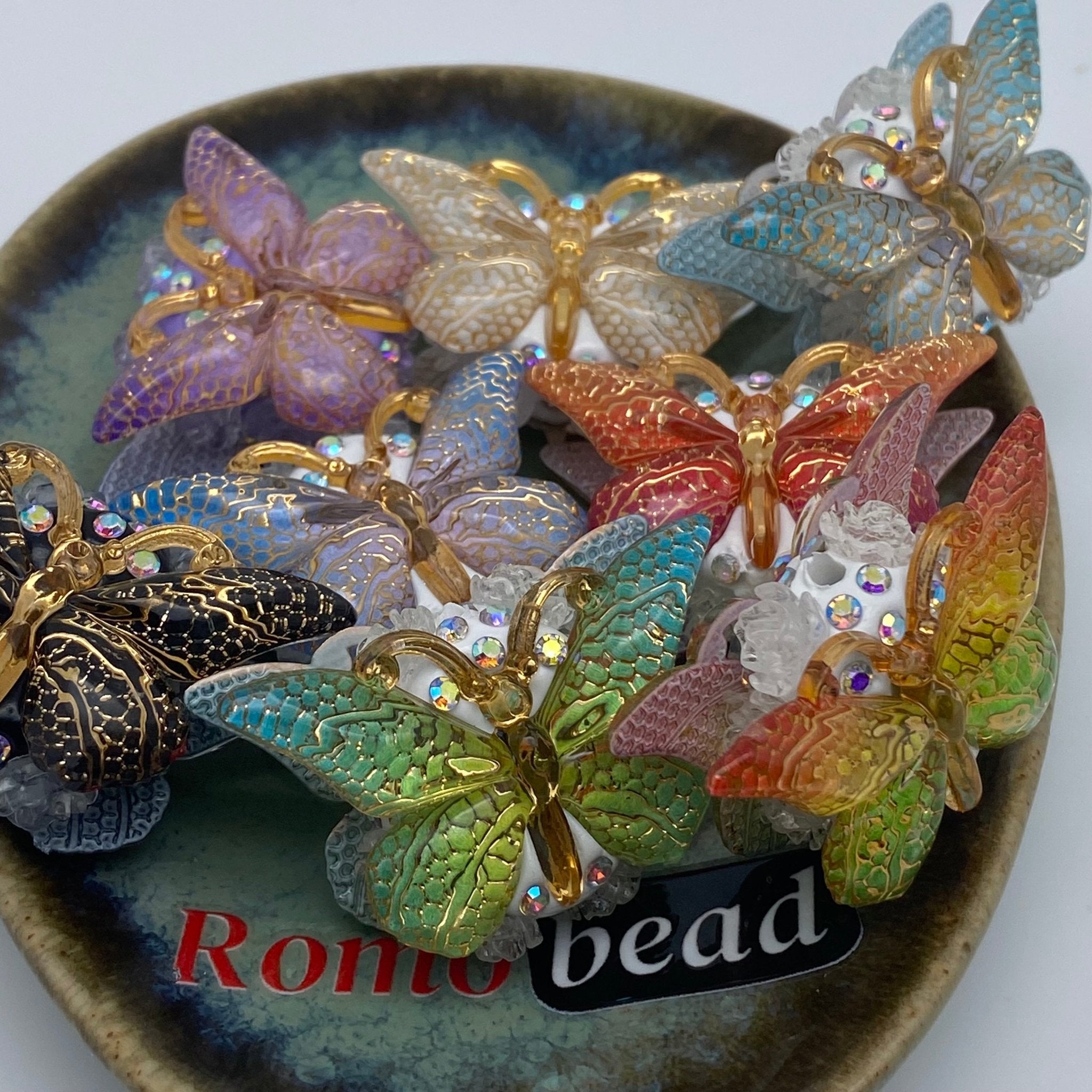 262.fancy butterfly 🦋 - Romo bead