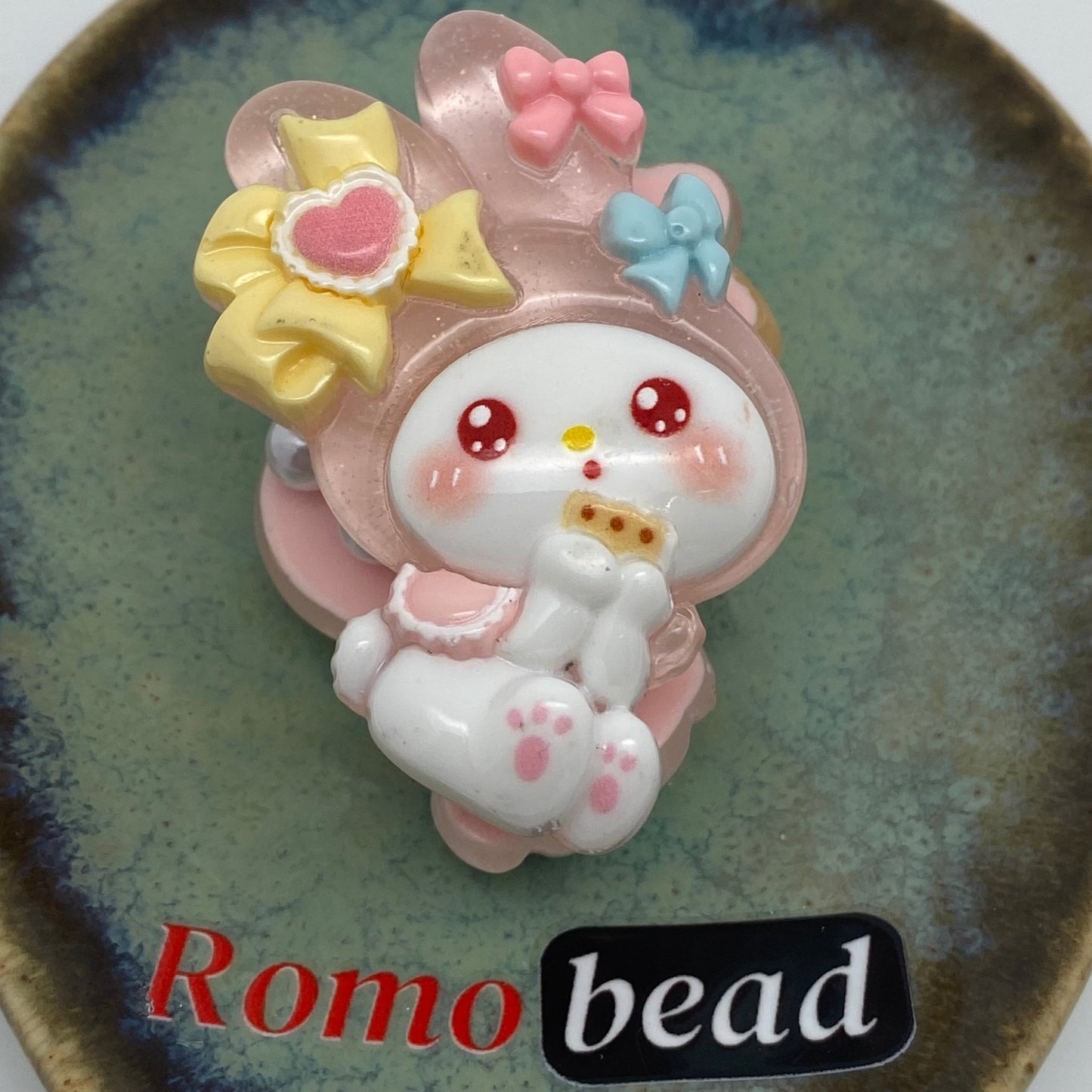 265.supper fancy characters - Romo bead