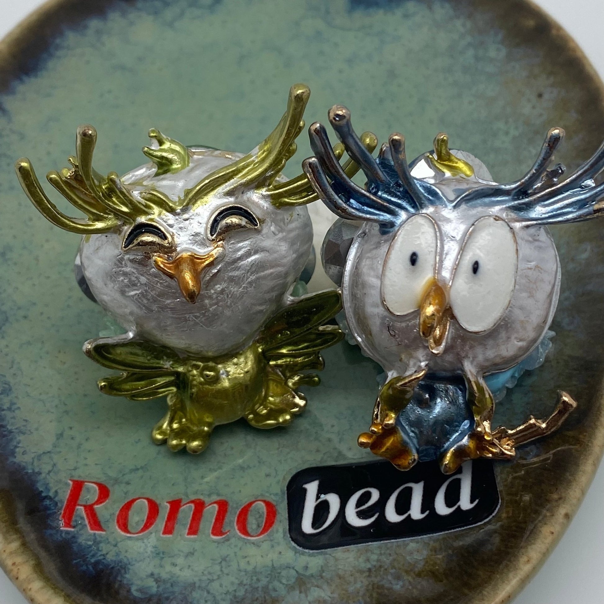 272.Supper fancy - Romo bead