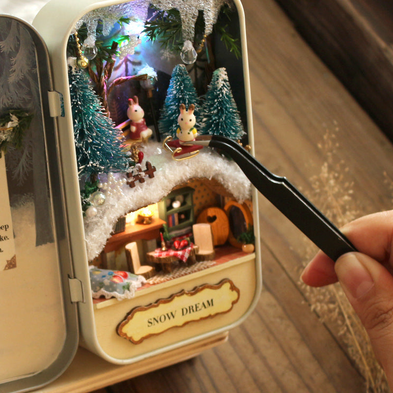 Wisdom House Box Theater DIY Hand-assembled Mini Villa Model Wood DIY Cabin Creative Gifts