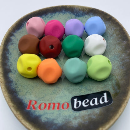 28. - Romo bead