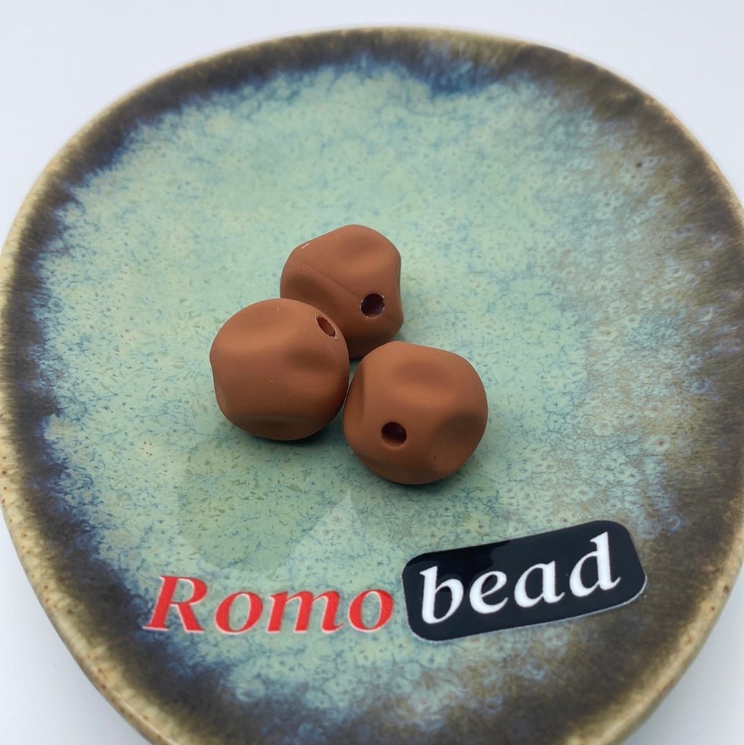 28. - Romo bead