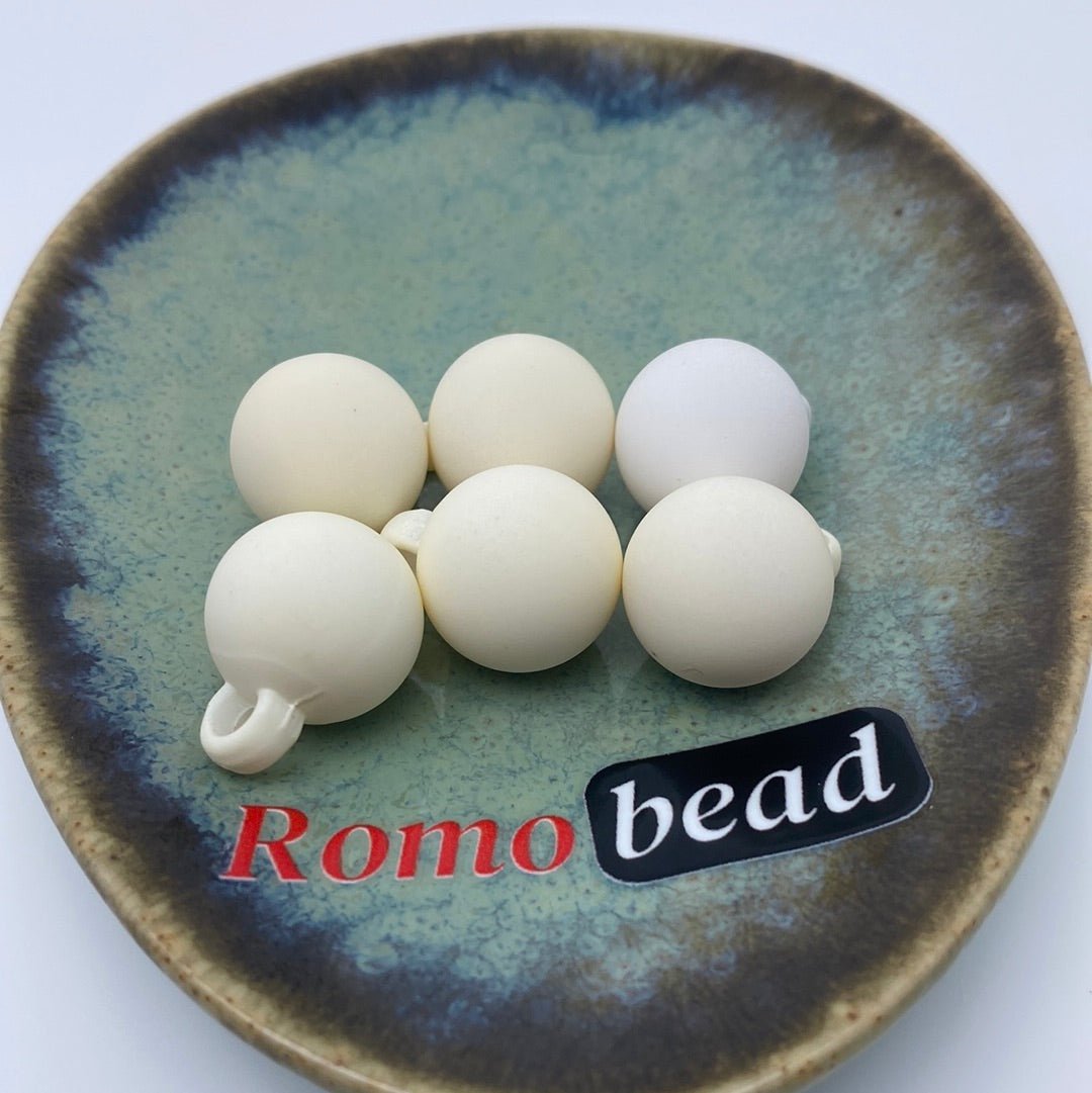 30. 16mm pendant round beads - Romo bead