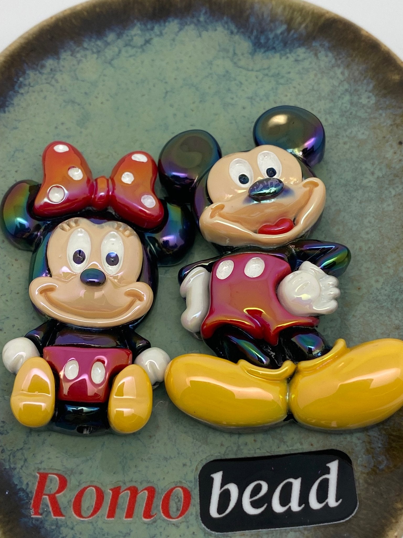 324. mickey character - Romo bead