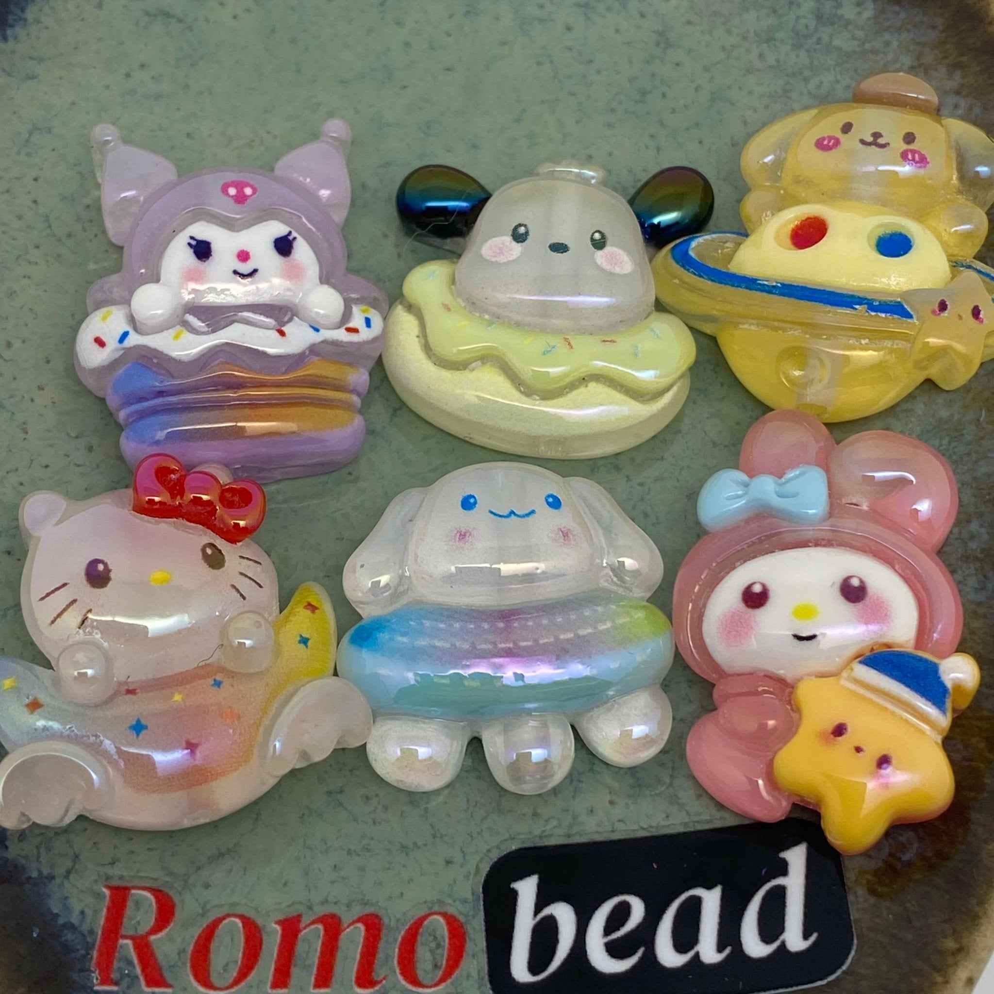 326.characters beads, luminous and glowing at dark - Romo bead