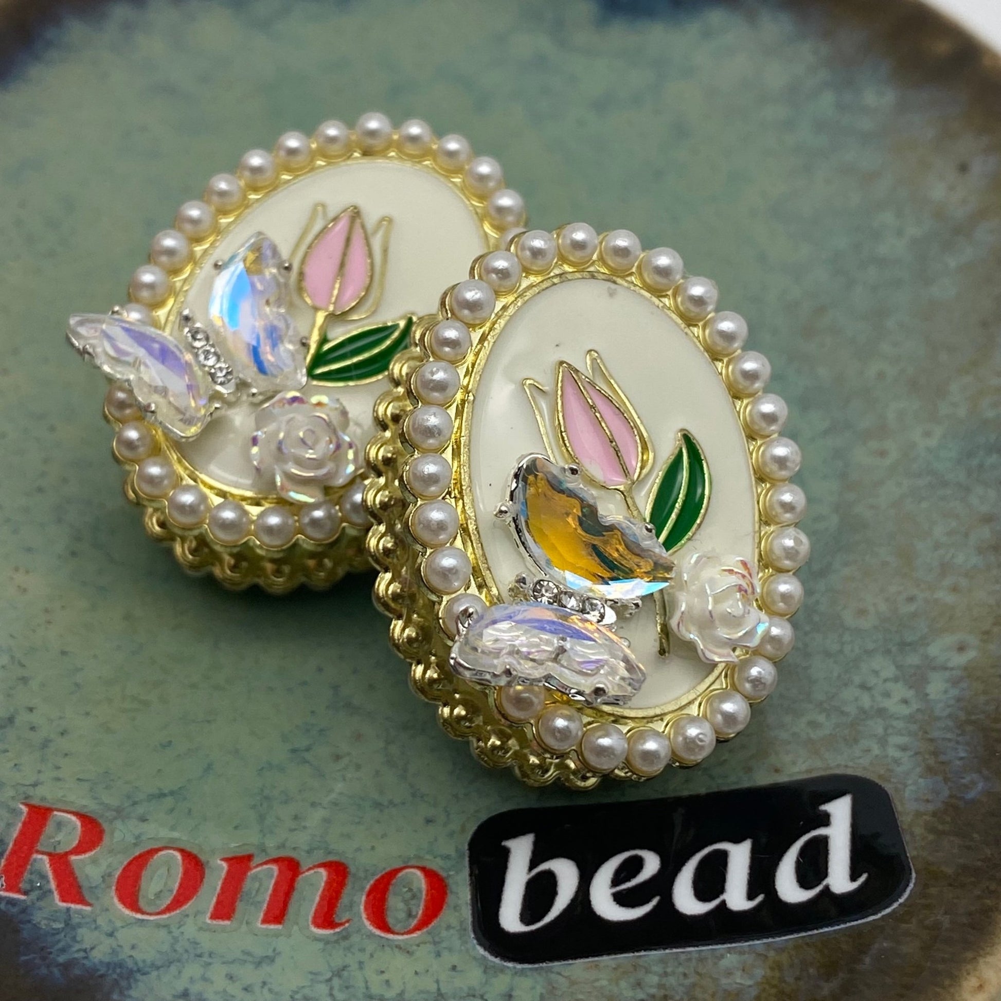 330.supper fancy - Romo bead