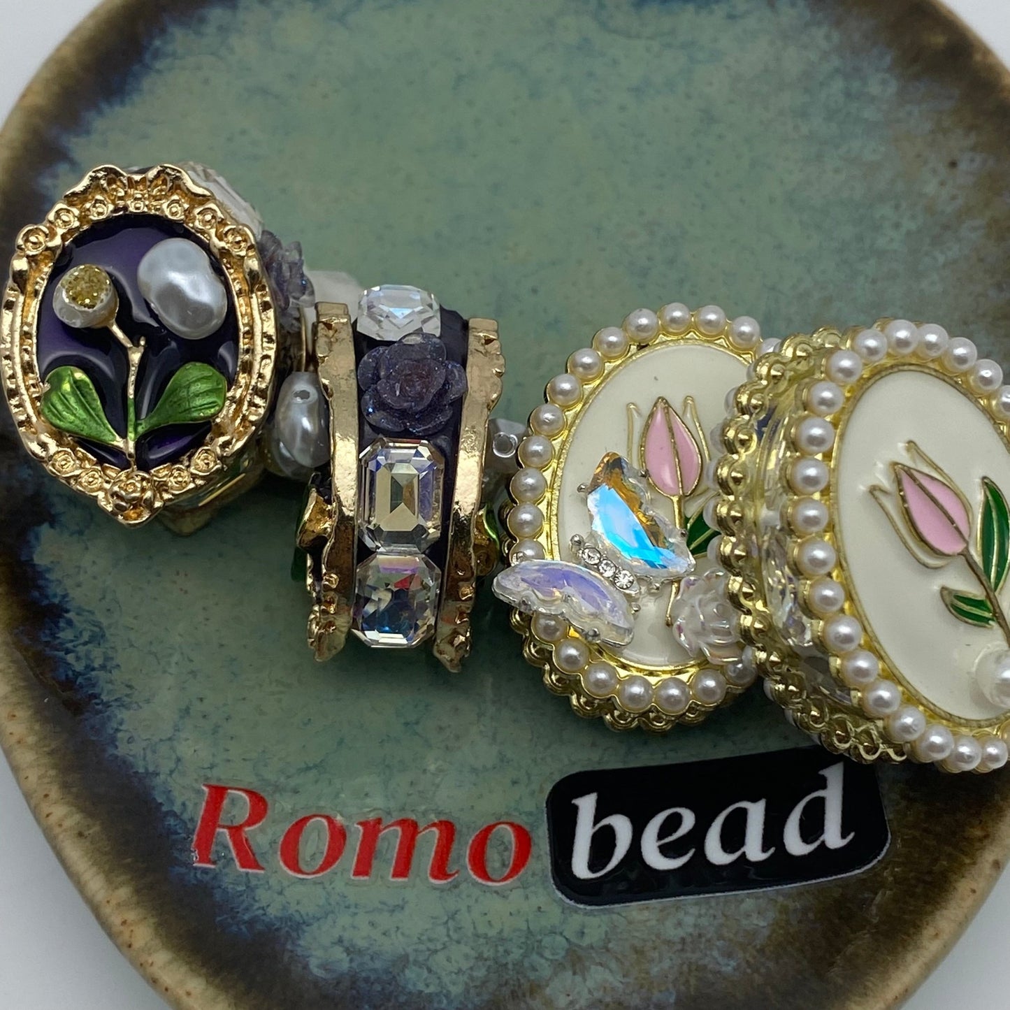 330.supper fancy - Romo bead