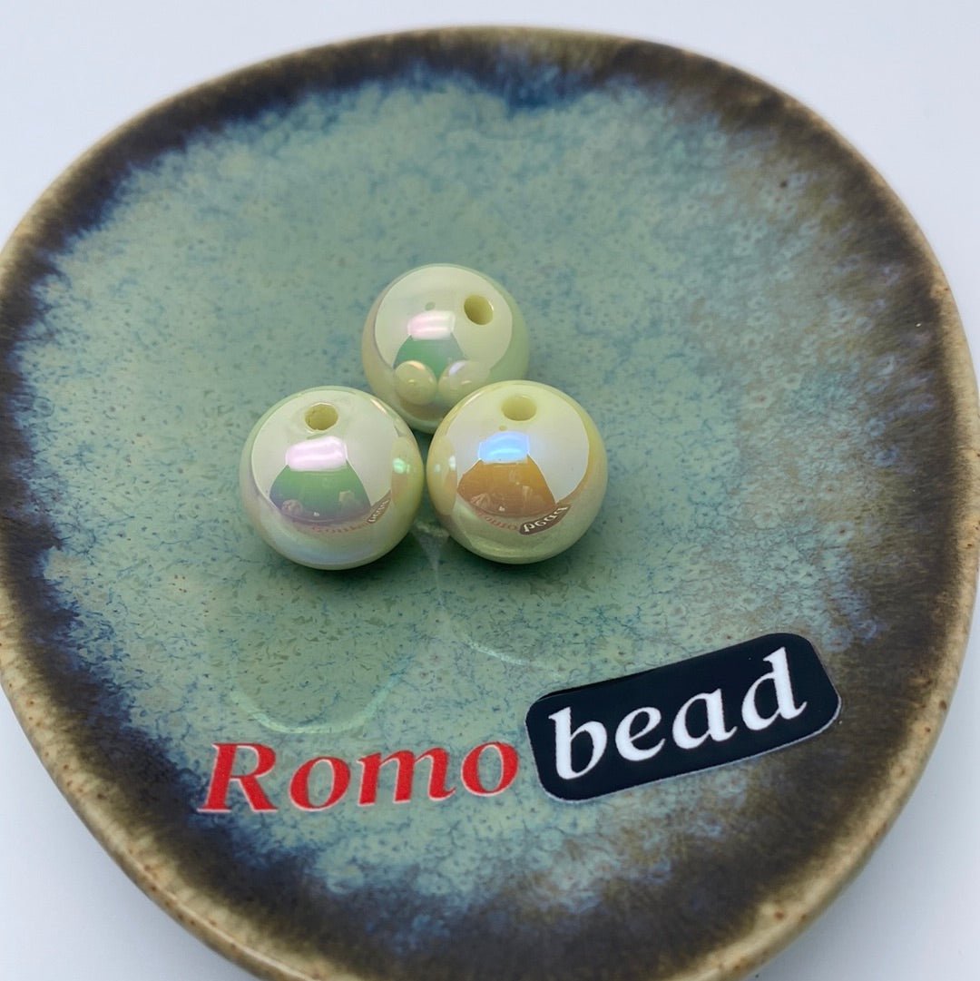 47. 16mm Round UV beads - Romo bead