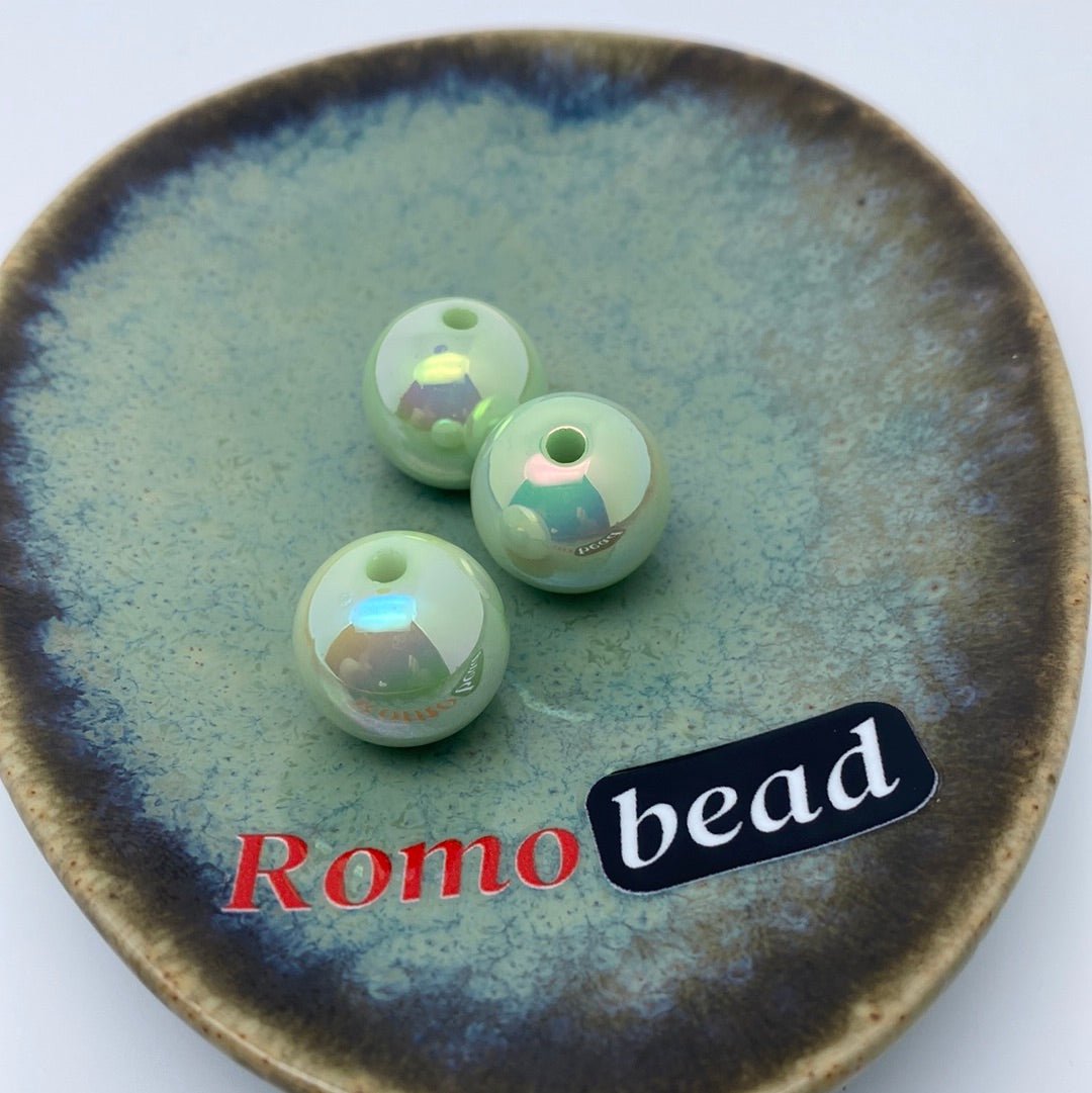 47. 16mm Round UV beads - Romo bead