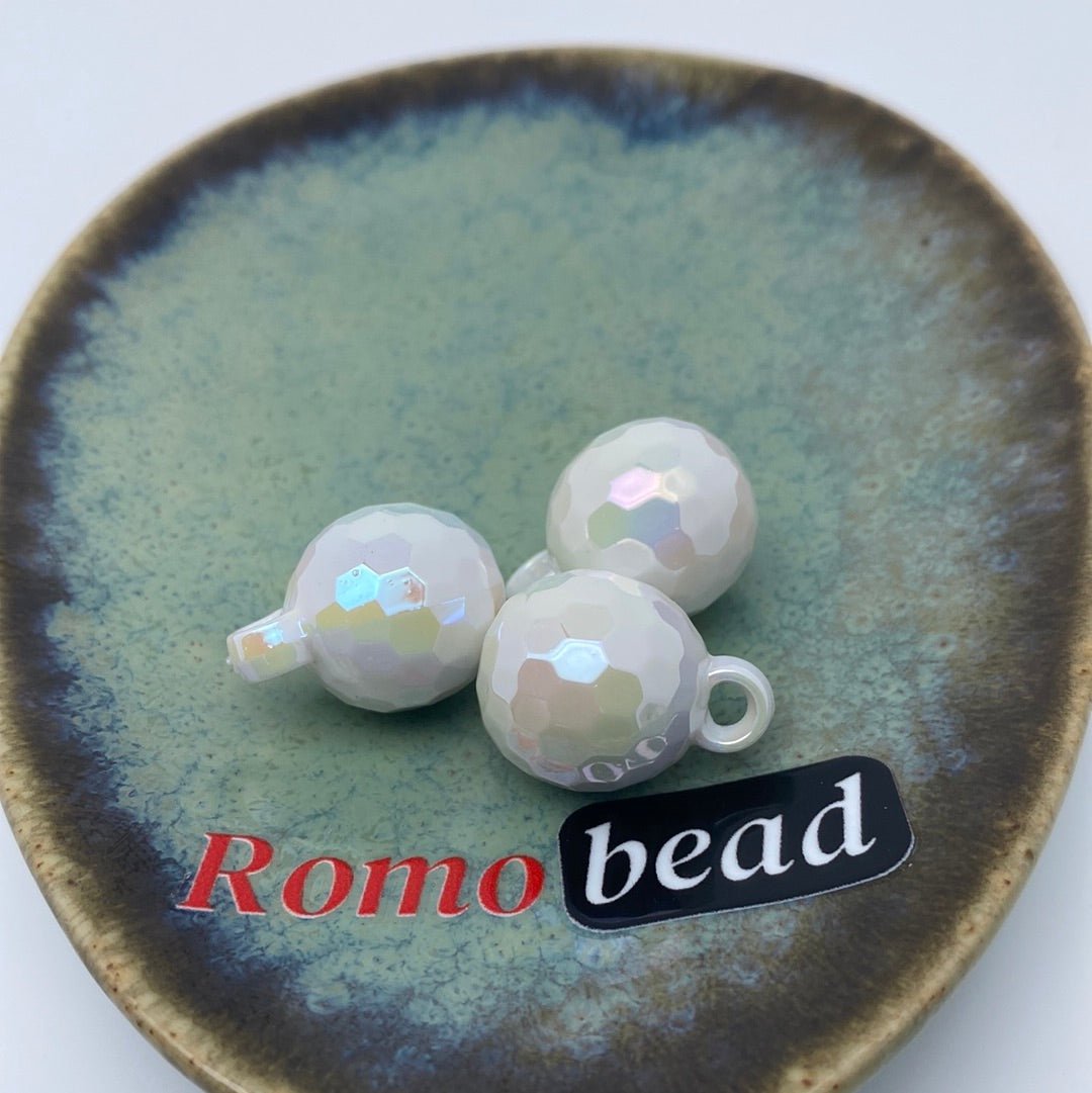 50. Pendent UV disco 16mm beads - Romo bead