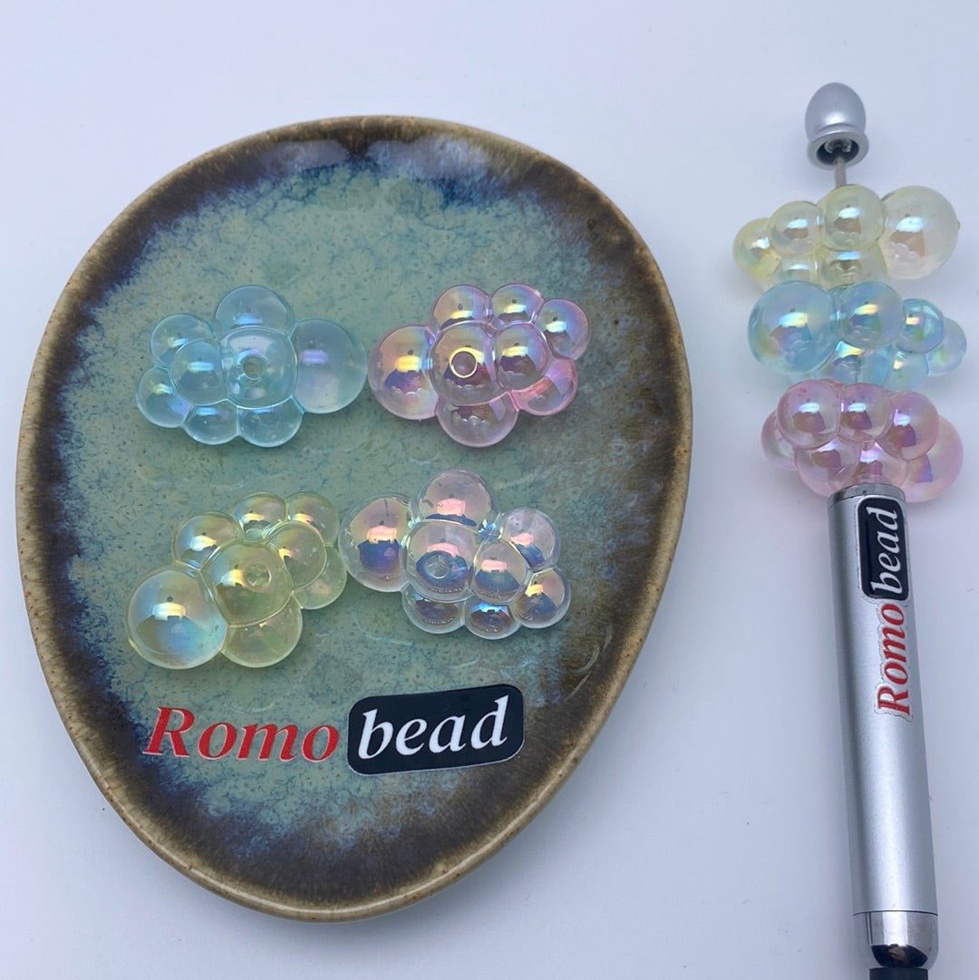 61. clear clouds uv beads - Romo bead