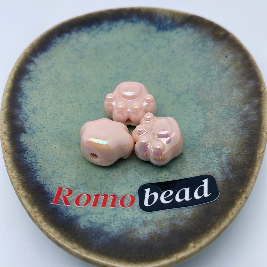 65. paw claws uv beads - Romo bead