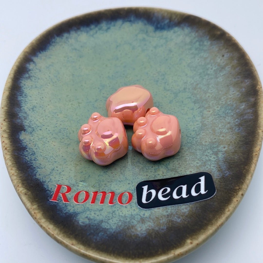 65. paw claws uv beads - Romo bead