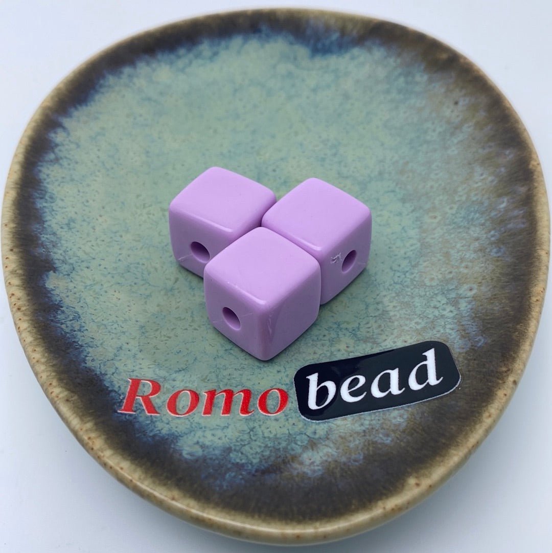 66. cube beads - Romo bead