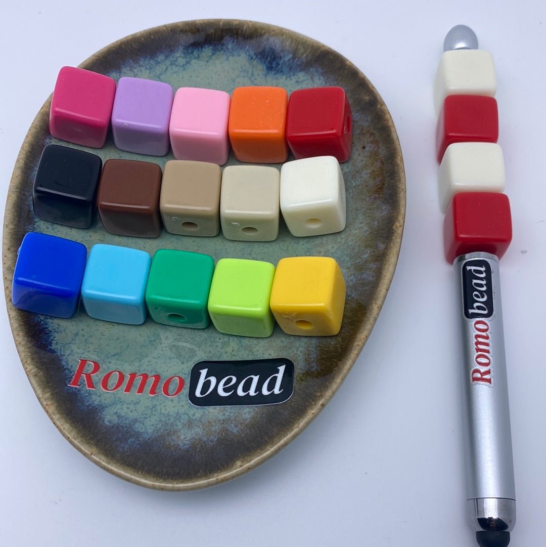 66. cube beads - Romo bead