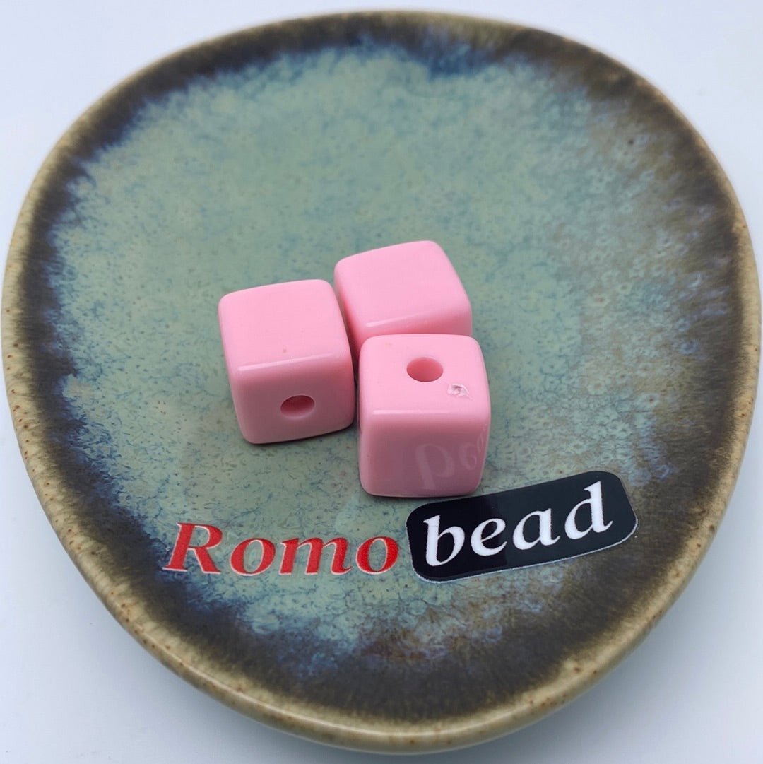 66. cube beads - Romo bead