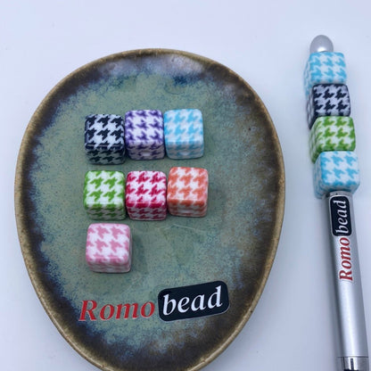 67. cube print beads - Romo bead