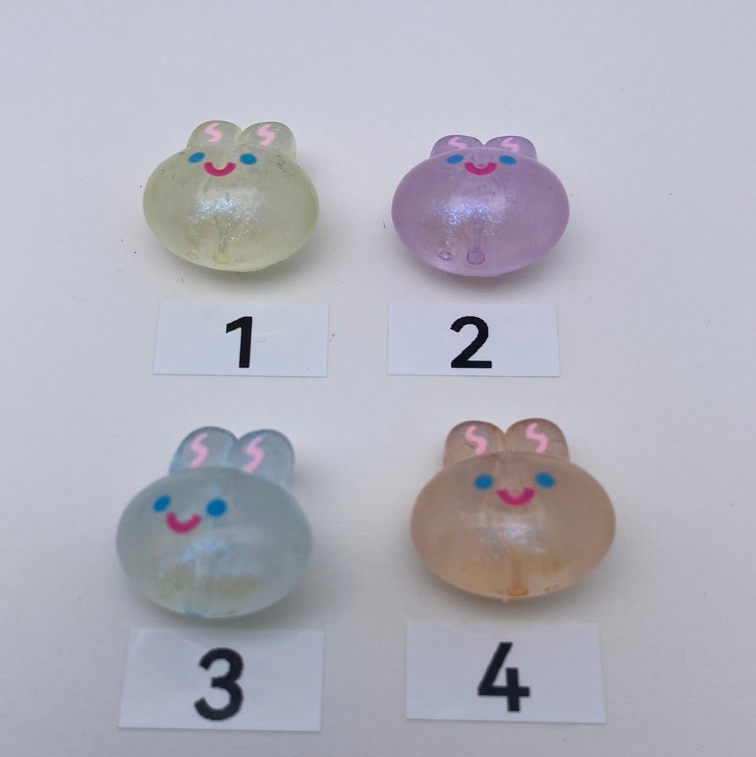 70. rabbit clear head beads - Romo bead