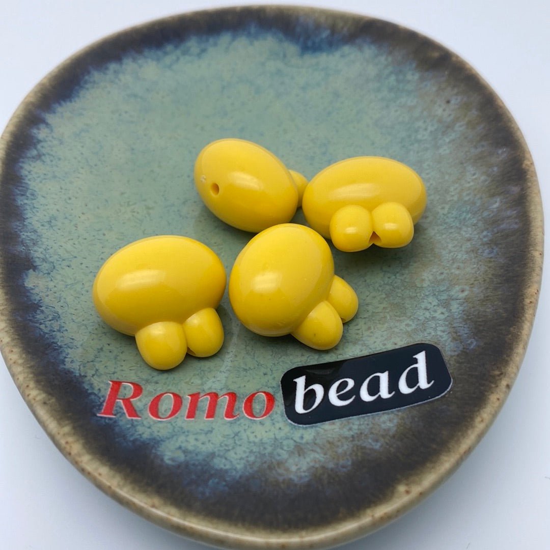 71. rabbit head beads - Romo bead