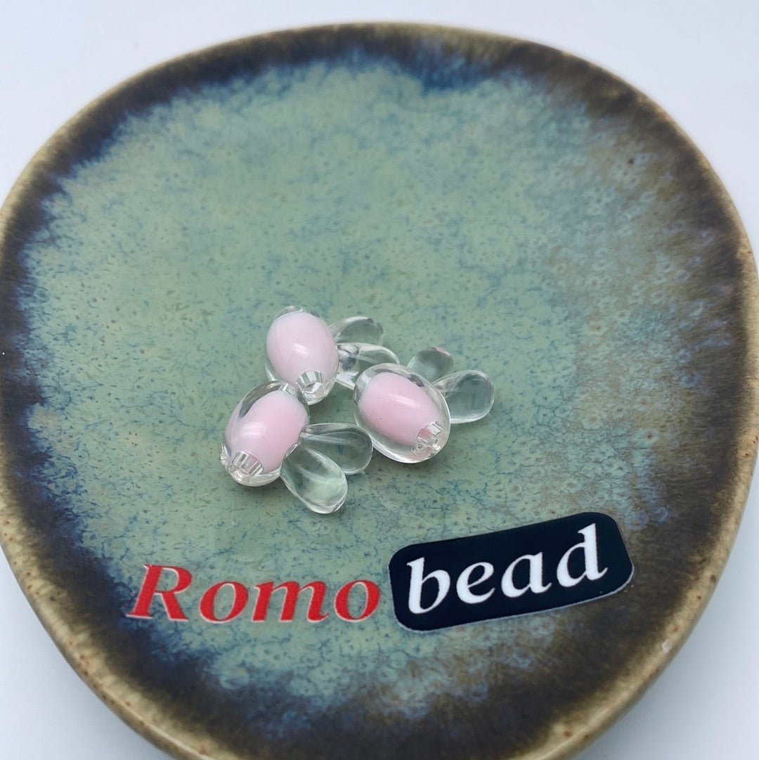 74. butterfly and rabbit head clear beads - Romo bead