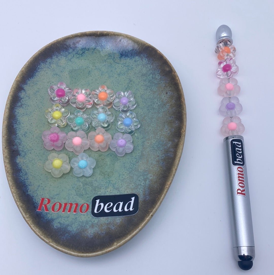 75. clear and frosted flower beads - Romo bead