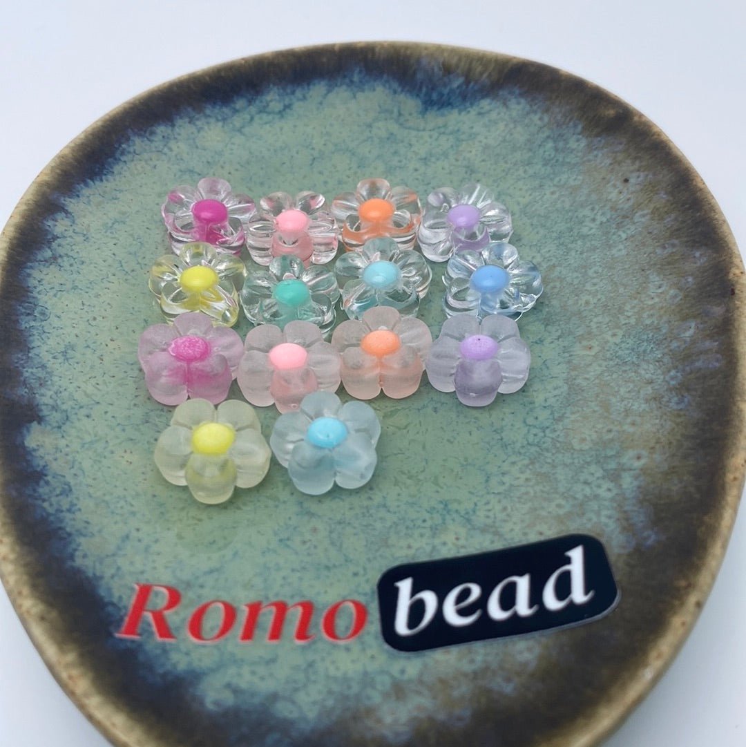 75. clear and frosted flower beads - Romo bead