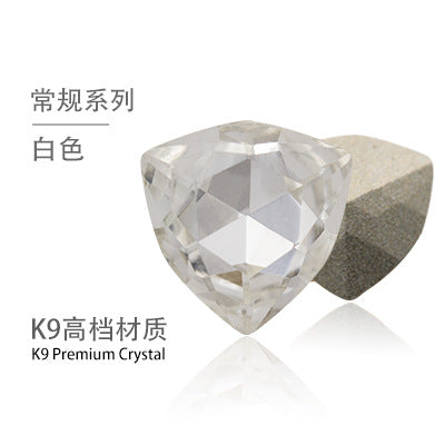 Fat triangle pointed bottom, special-shaped crystal diamond, tiger head glass diamond, clothing, shoes, bags, accessories, accessories, fat triangle rhinestone