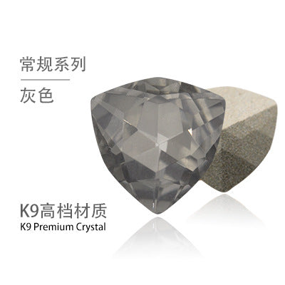 Fat triangle pointed bottom, special-shaped crystal diamond, tiger head glass diamond, clothing, shoes, bags, accessories, accessories, fat triangle rhinestone