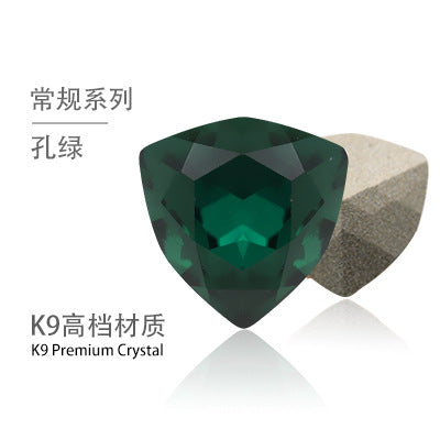 Fat triangle pointed bottom, special-shaped crystal diamond, tiger head glass diamond, clothing, shoes, bags, accessories, accessories, fat triangle rhinestone