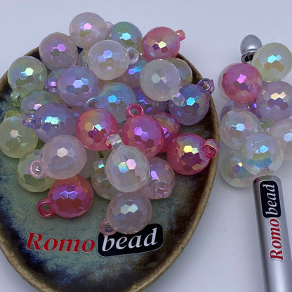 53. Shiny disco pendant 16mm beads