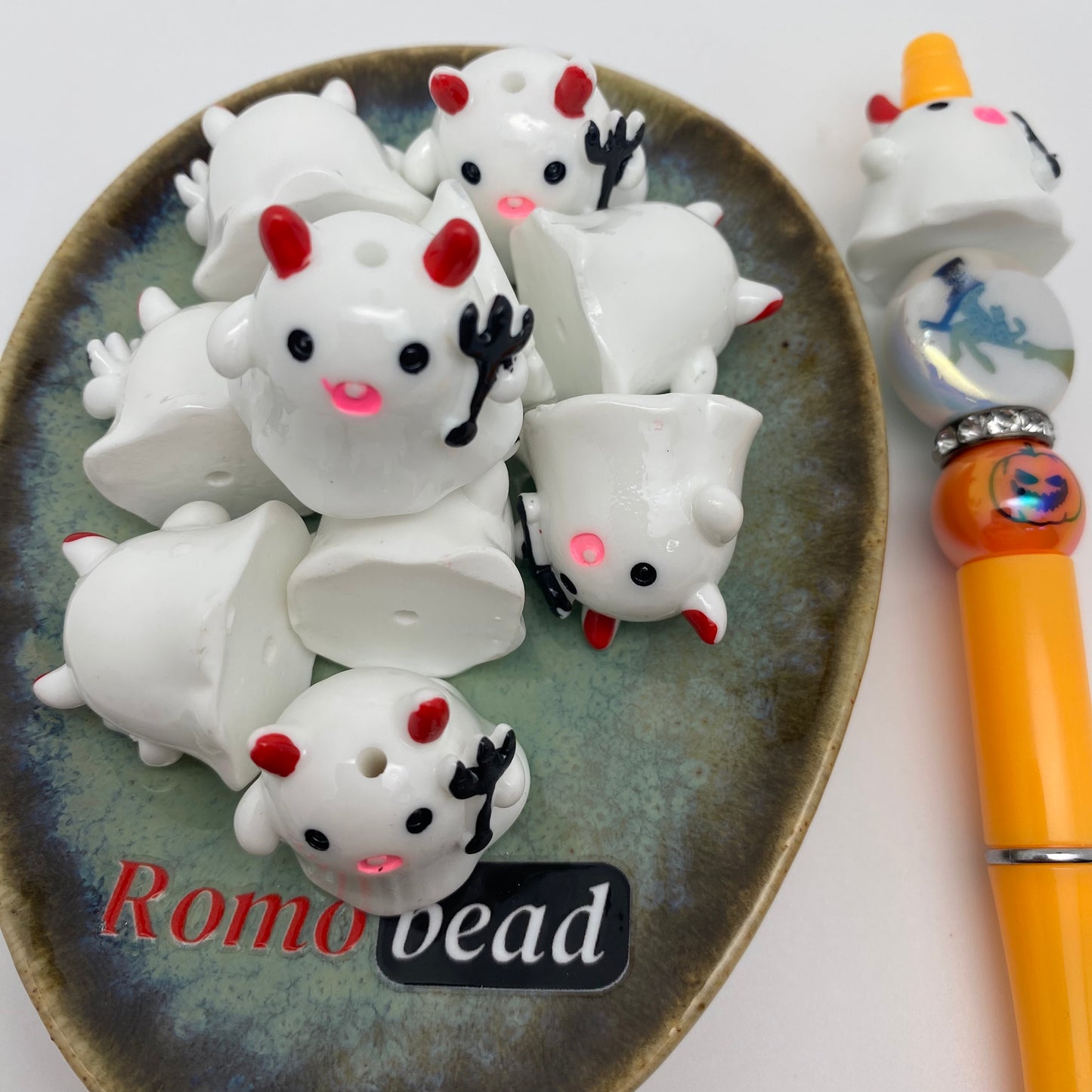 239. white nightmare halloween beads