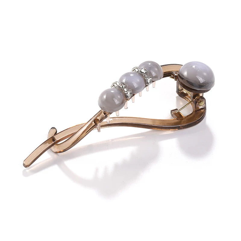 High-end and elegant beaded twisted clip, rhinestone hair clip for women, no poking at the back of the head, updo claw clip, versatile flat-head clip