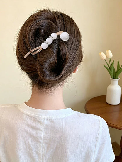 High-end and elegant beaded twisted clip, rhinestone hair clip for women, no poking at the back of the head, updo claw clip, versatile flat-head clip