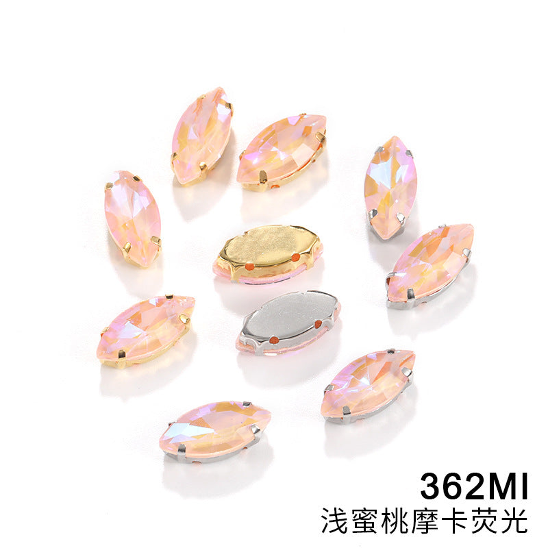 Cross-border wholesale: new horse-eye mocha fluorescent four-corner claw drill DIY accessory materials, footwear accessories