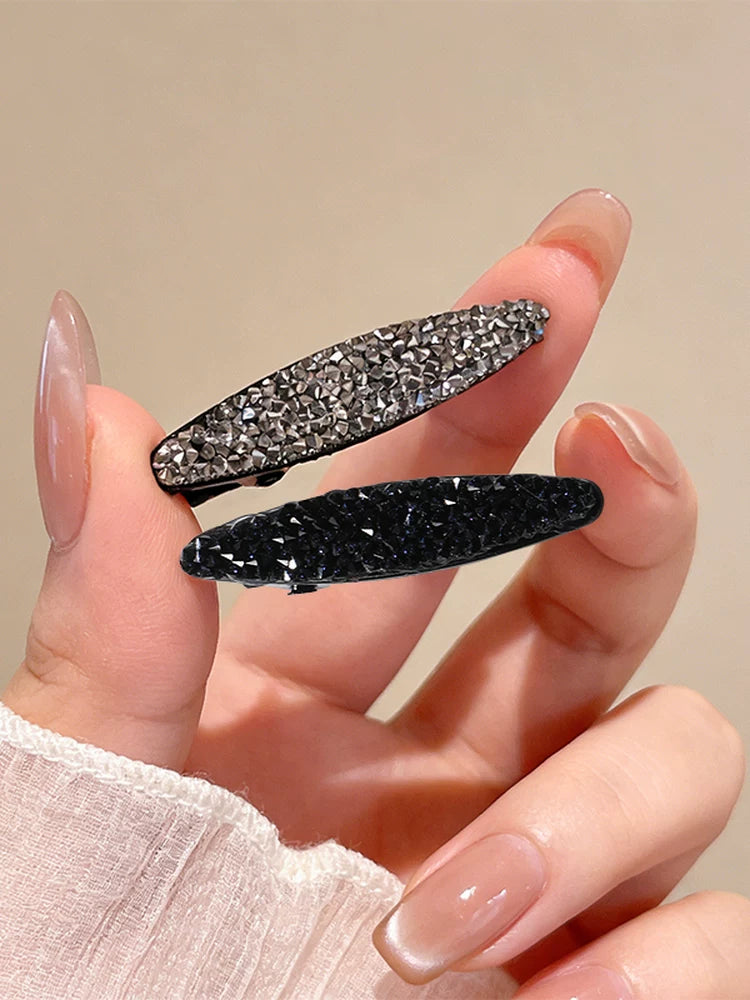 2026 New Super Attractive Side Hair Clip, Small Bangs Hair Clip, Rhinestone Duckbill Clip on the Forehead, Sophisticated Feel